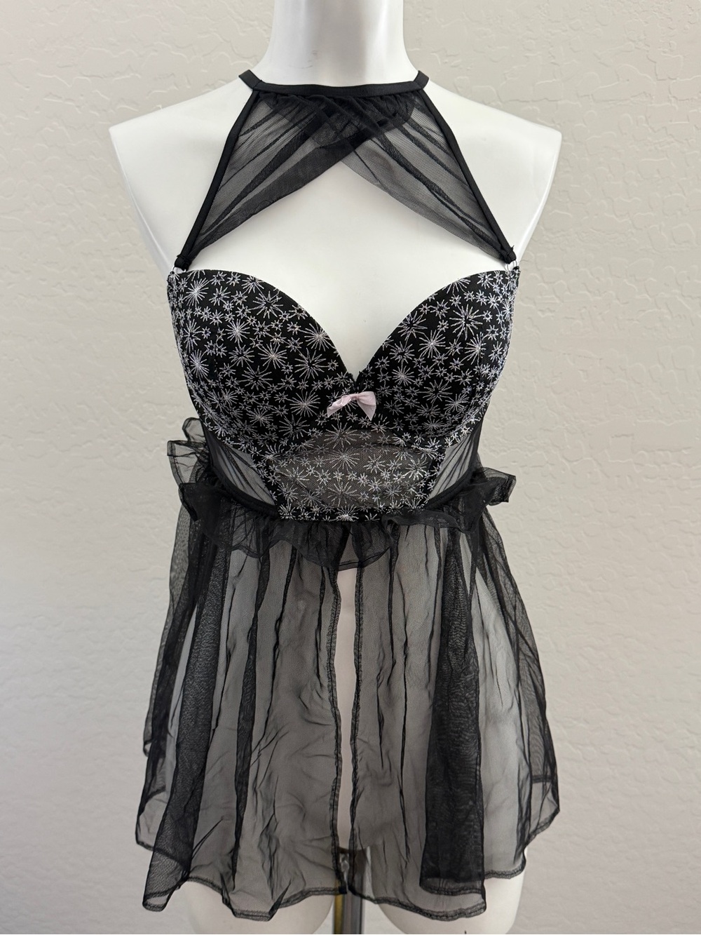 Victoria’s Secret Sheer Black Star-Pattern Babydoll Chemise